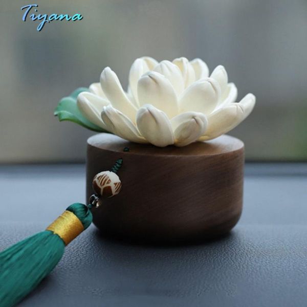 car air freshener decoration perfume black walnut plant essential oil center console fragrance jewelry
car air freshener decoration perfume black walnut plant essential oil center console fragrance jewelry