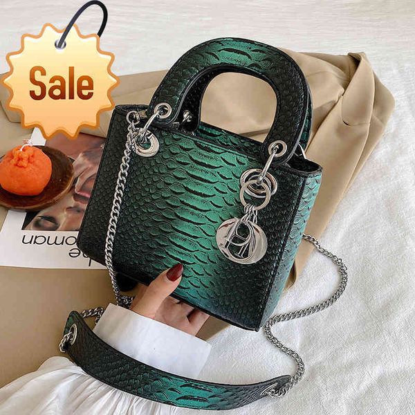 women's bag 2021 new fashion crocodile pattern hand-held princess diana bag