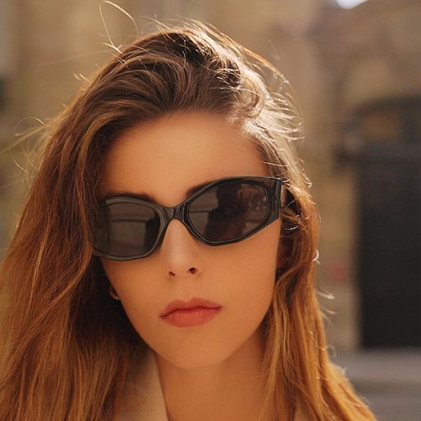 sunglasses brand designer women luxury small oval rectangle sun glasses for men quality trend female shades eyewear lady uv400, White;black
sunglasses brand designer women luxury small oval rectangle sun glasses for men quality trend female shades eyewear lady uv400, White;black