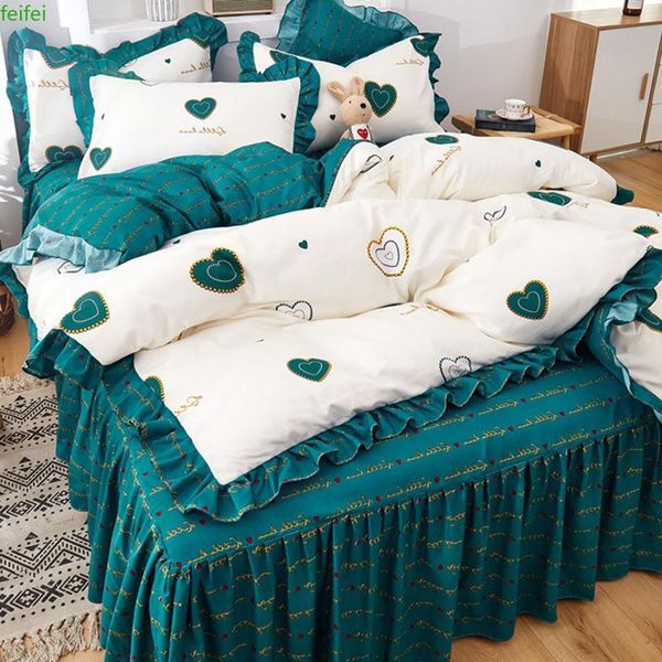 bedding sets korean version of the bed skirt four-piece thickened princess style quilt cover sheet pillowcase three-piece girl heart
bedding sets korean version of the bed skirt four-piece thickened princess style quilt cover sheet pillowcase three-piece girl heart