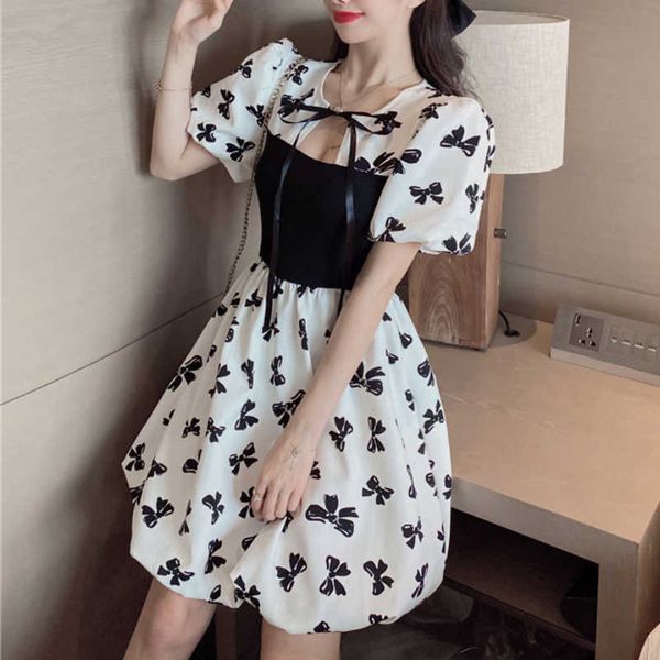 korean vintage print floral dres slim hollow out design party summer mini casual office lady elegant y2k 210604, Black;gray
korean vintage print floral dres slim hollow out design party summer mini casual office lady elegant y2k 210604, Black;gray