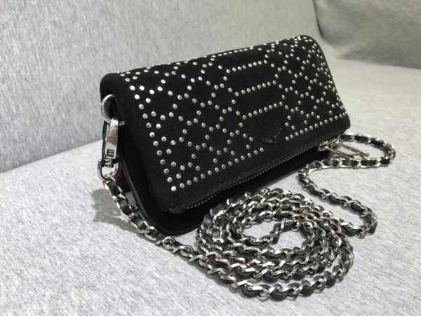 waist bags women black rivets genuine leather message wings decorated fashion two chains female single shoulder bag 2021
waist bags women black rivets genuine leather message wings decorated fashion two chains female single shoulder bag 2021