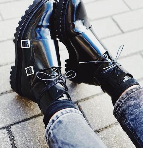 boots women ankle low heels autumn shoes plus size gladiator pu leather lace up shoe booties woman mujer zapatos d1588, Black
boots women ankle low heels autumn shoes plus size gladiator pu leather lace up shoe booties woman mujer zapatos d1588, Black