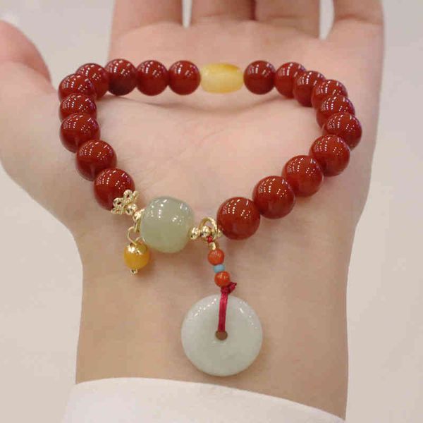 bangle bracelets natural south red agate single ring emerald safety buckle pendant with honey wax hetian jade net, Golden;silver
bangle bracelets natural south red agate single ring emerald safety buckle pendant with honey wax hetian jade net, Golden;silver
