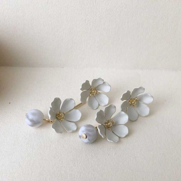 korea two ia flowers beaded earring bead long white floral sweet girls summer vacation chic ear jewelry dangle & chandelier, Silver
korea two ia flowers beaded earring bead long white floral sweet girls summer vacation chic ear jewelry dangle & chandelier, Silver