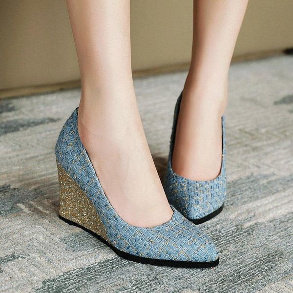 dress shoes 2021 fashion sequined wedges women pointed toe high heels pumps slip on shallow party woman blue red black
dress shoes 2021 fashion sequined wedges women pointed toe high heels pumps slip on shallow party woman blue red black