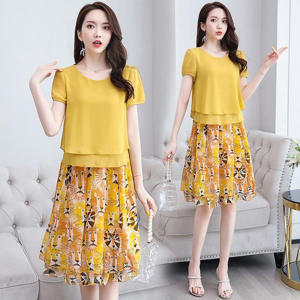 plus size tracksuits chiffon stitch printed two piece skirt and set ladies vintage female summer for women's suit high-waisted midi 202, Black
plus size tracksuits chiffon stitch printed two piece skirt and set ladies vintage female summer for women's suit high-waisted midi 202, Black