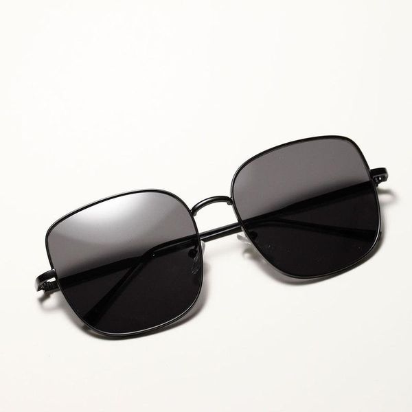 women retro classic oversized sunglasses men luxury vintage black mirrors metal frame square sun glasses uv400, White;black
women retro classic oversized sunglasses men luxury vintage black mirrors metal frame square sun glasses uv400, White;black