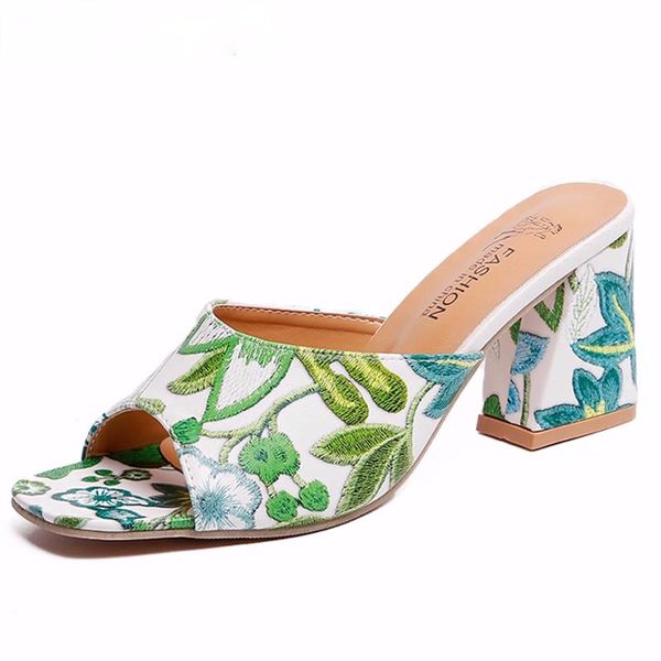 slippers 2021 women shoes summer high heels peep toe ladies party flower heel female slipper outdoor white black
slippers 2021 women shoes summer high heels peep toe ladies party flower heel female slipper outdoor white black