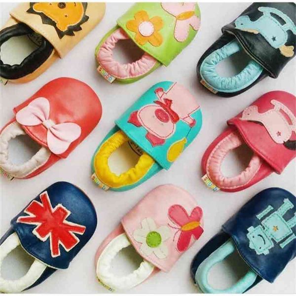 35style new skid-proof animal baby shoes soft genuine leather baby boys girls infant toddler moccasins shoes slippers gift 210326
35style new skid-proof animal baby shoes soft genuine leather baby boys girls infant toddler moccasins shoes slippers gift 210326