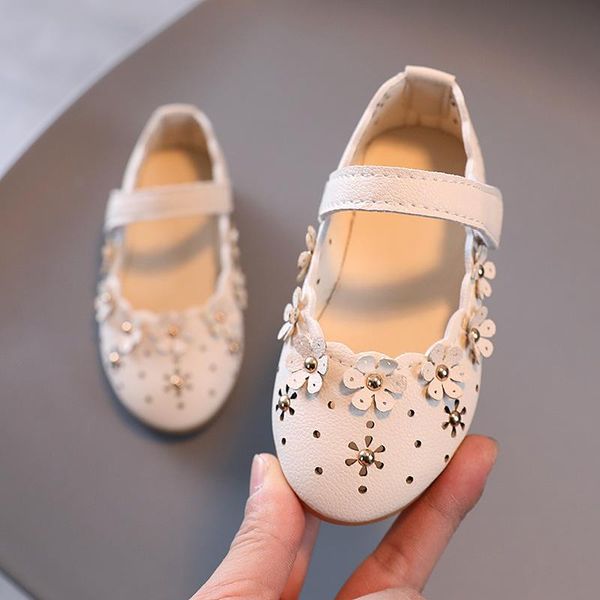 baby toddler girl elegant party dress cut-outs flower leather shoe 2021 for children' spring princess kids 1 5-12 years flat shoes, Black;grey
baby toddler girl elegant party dress cut-outs flower leather shoe 2021 for children' spring princess kids 1 5-12 years flat shoes, Black;grey