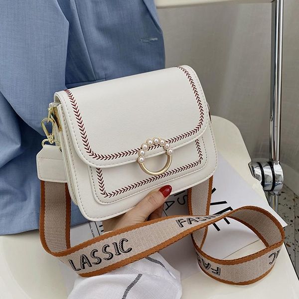 evening bags small pu leather designer fashion women's thick chain flap crossbody bag 2021 luxury shoulder handbags pearl buckl
evening bags small pu leather designer fashion women's thick chain flap crossbody bag 2021 luxury shoulder handbags pearl buckl