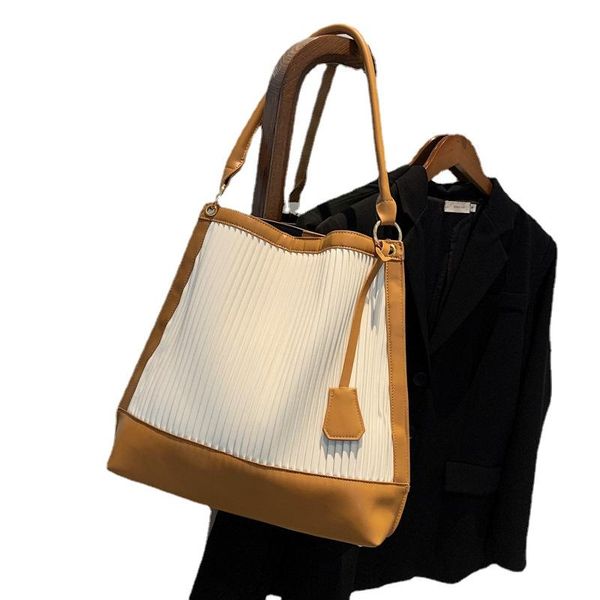 storage bags large capacity women's bag 2021 fashion shoulder underarm commuter's all-matching crossbody
storage bags large capacity women's bag 2021 fashion shoulder underarm commuter's all-matching crossbody