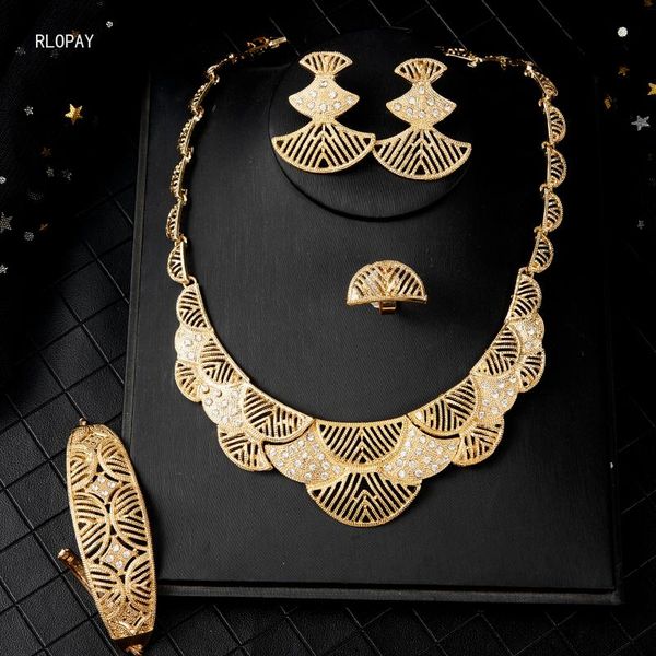 earrings & necklace 4pcs bridal zirconia full jewelry sets for women party luxury dubai nigeria gold flower design wedding, Silver
earrings & necklace 4pcs bridal zirconia full jewelry sets for women party luxury dubai nigeria gold flower design wedding, Silver