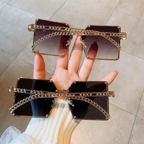 fashion sunglasses frames 2021oversize gradienten sonnenbrille frauen vintage legierung kette rahmen niet quadrat sonne, Black
fashion sunglasses frames 2021oversize gradienten sonnenbrille frauen vintage legierung kette rahmen niet quadrat sonne, Black