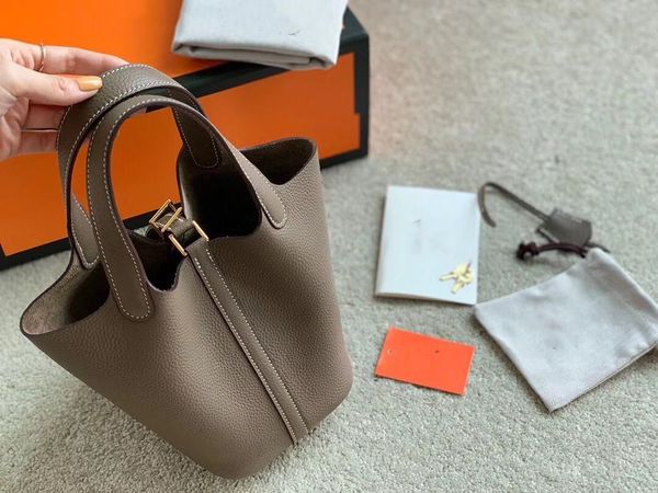 crossbody clutch bag onthego designer handbag wallet (18.5x17.5x13cm) plain black grey brown tote fashion bags handbags handtasche
crossbody clutch bag onthego designer handbag wallet (18.5x17.5x13cm) plain black grey brown tote fashion bags handbags handtasche