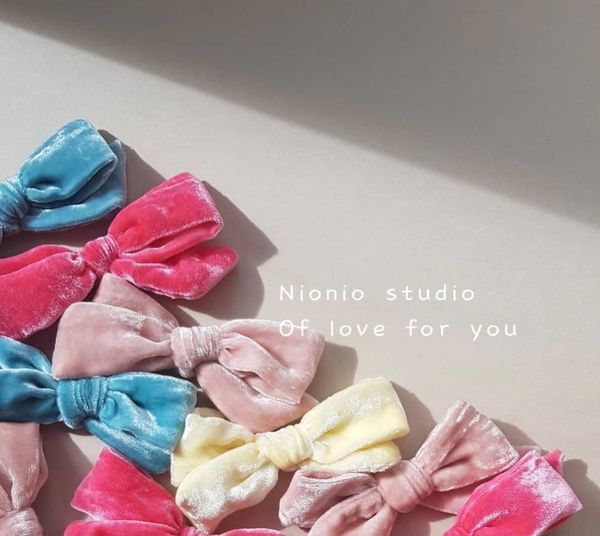 custom made handmade nionio soft silk velvet butterfly hair clip clasp for girls autumn winter accessories, Slivery;white
custom made handmade nionio soft silk velvet butterfly hair clip clasp for girls autumn winter accessories, Slivery;white