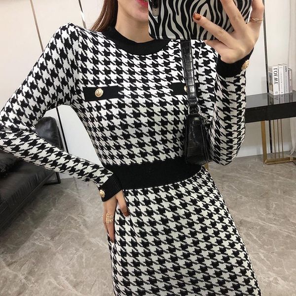 casual dresses est 2021 hepburn style classic fashion sweater dress o-neck pullover hit color slim long sleeve ol work elegant knitted, Black;gray
casual dresses est 2021 hepburn style classic fashion sweater dress o-neck pullover hit color slim long sleeve ol work elegant knitted, Black;gray