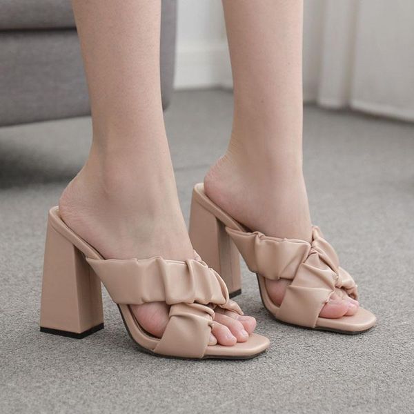 slippers female shoes low cross-tied casual square heel slides women heels big size 2021 luxury block high fashion basic rome fa, Black
slippers female shoes low cross-tied casual square heel slides women heels big size 2021 luxury block high fashion basic rome fa, Black