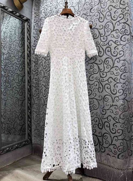 capris white 2021 spring summer women v-neck hollow out embroidery short sleeve elegant long maxi runway, Black;gray
capris white 2021 spring summer women v-neck hollow out embroidery short sleeve elegant long maxi runway, Black;gray
