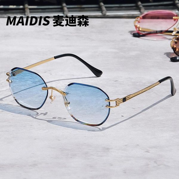 sunglasses small rectangular metal frameless women 2021 vintage gradient bule sun glasses ladies cutting lens eyewear uv400, White;black
sunglasses small rectangular metal frameless women 2021 vintage gradient bule sun glasses ladies cutting lens eyewear uv400, White;black