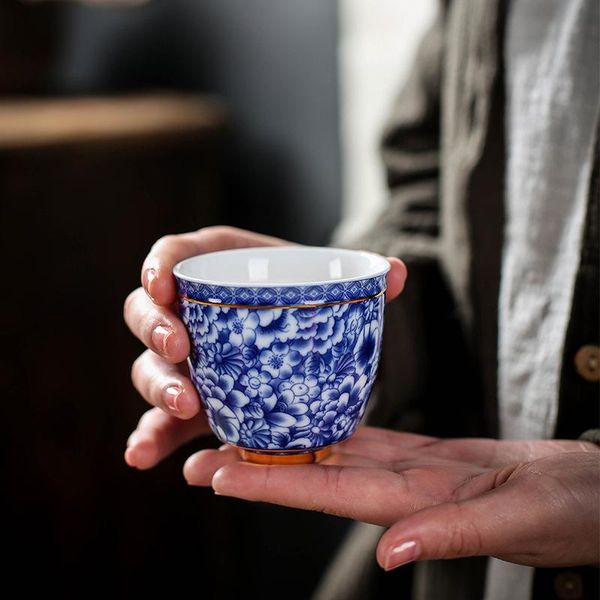 cups & saucers chinese jingdezhen blue and white porcelain tea cup small bowl ceramic teacup coffee beer wine mug
cups & saucers chinese jingdezhen blue and white porcelain tea cup small bowl ceramic teacup coffee beer wine mug