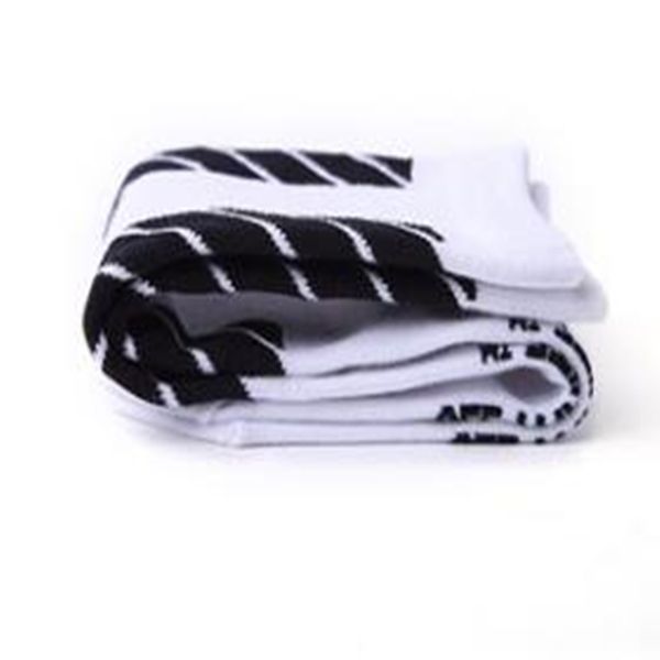 199men's cotton socks medium stockings sports spring and summer thin air tight, Black
199men's cotton socks medium stockings sports spring and summer thin air tight, Black