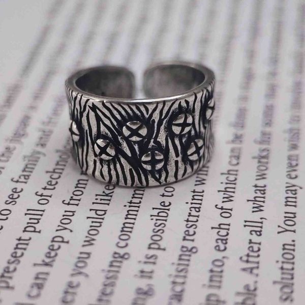 niche design "shangshang" open personality dark handmade old punk thai silver ring, Golden;silver
niche design "shangshang" open personality dark handmade old punk thai silver ring, Golden;silver