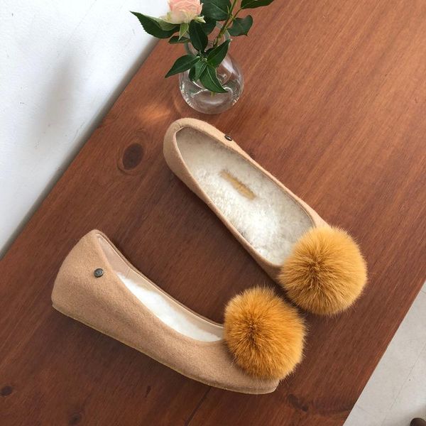 sandals autumn and winter cute peas shoes plush ball flat all-match round toe increase single women's, Black
sandals autumn and winter cute peas shoes plush ball flat all-match round toe increase single women's, Black