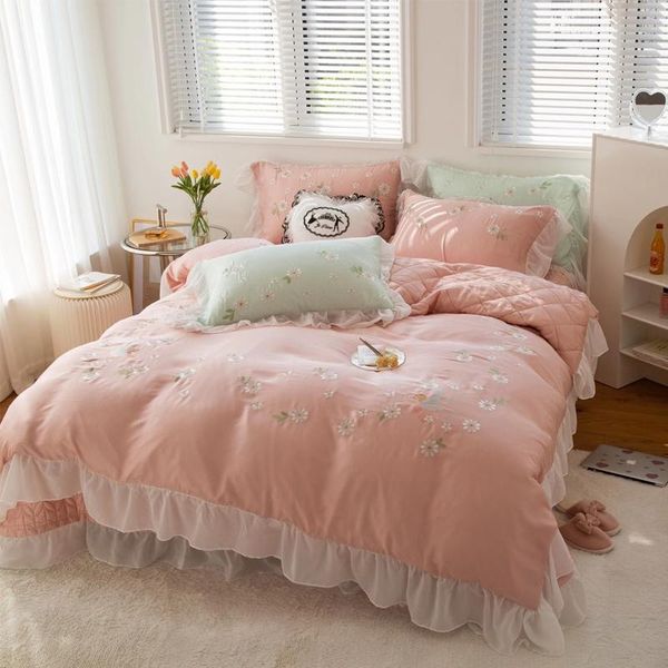 bedding sets luxury super soft breathable tencel silk floral embroidery set silky cool duvet cover bed sheet bedspread pillowcases
bedding sets luxury super soft breathable tencel silk floral embroidery set silky cool duvet cover bed sheet bedspread pillowcases