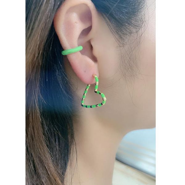 hoop & huggie peri'sbox multi color heart enamel surround brass earrings for women cute colorful love earring romantic gift, Golden;silver
hoop & huggie peri'sbox multi color heart enamel surround brass earrings for women cute colorful love earring romantic gift, Golden;silver