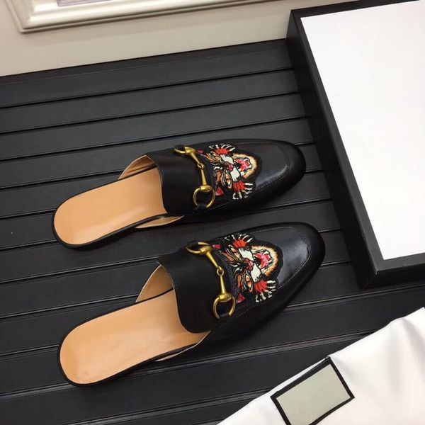 fur slippers plush home slipper slip on mule flat casual shoes british black buckle loafer women outdoor
fur slippers plush home slipper slip on mule flat casual shoes british black buckle loafer women outdoor