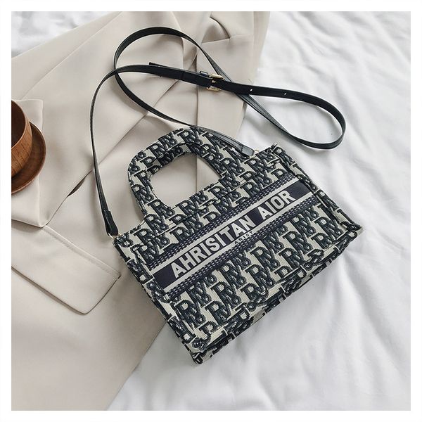 quality large capacity single shoulder bag shopping purse