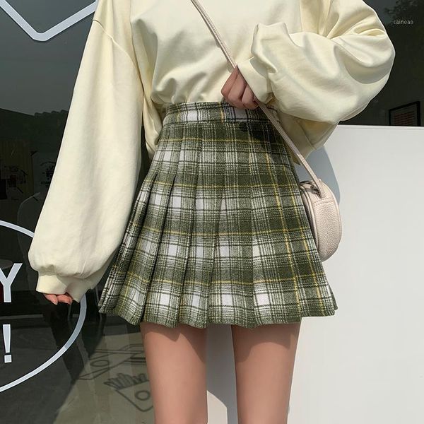 autumn winter loose pleated skirt women vintage high waist a-line plaid female korean mini skirts, Black
autumn winter loose pleated skirt women vintage high waist a-line plaid female korean mini skirts, Black