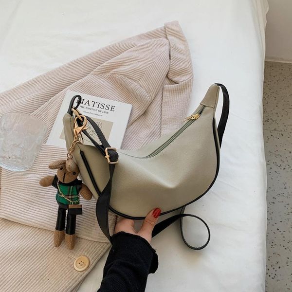 evening bags 2021 western style all-match women's designer high-end shoulder bag autumn and winter texture messenger dumpling
evening bags 2021 western style all-match women's designer high-end shoulder bag autumn and winter texture messenger dumpling