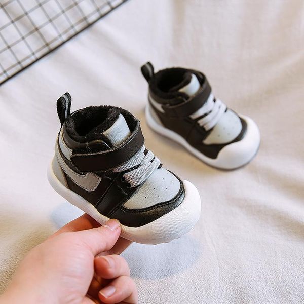 first walkers for 0-1 years old baby boots plush worm cotton-padded shoes winter boys girls toddler booties
first walkers for 0-1 years old baby boots plush worm cotton-padded shoes winter boys girls toddler booties