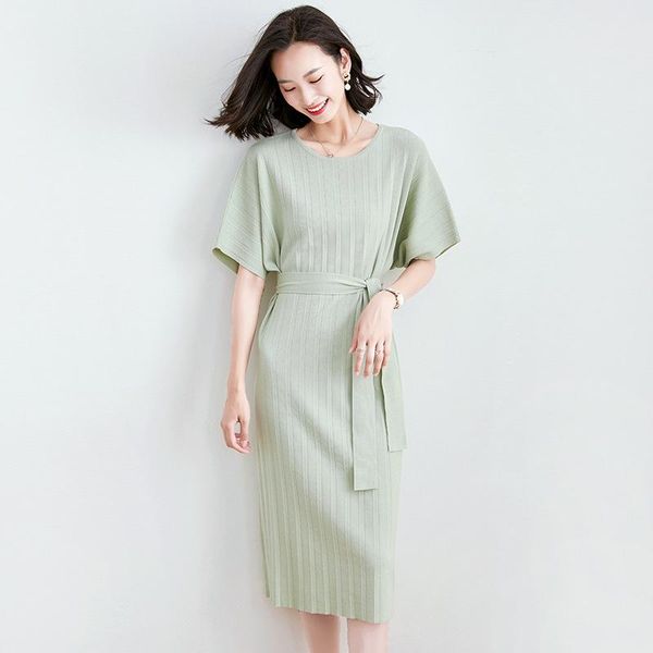 korean style simplicity bandage short sleeve knitting women dress casual loose o-neck midi summer slim black green dresses party, White;black
korean style simplicity bandage short sleeve knitting women dress casual loose o-neck midi summer slim black green dresses party, White;black