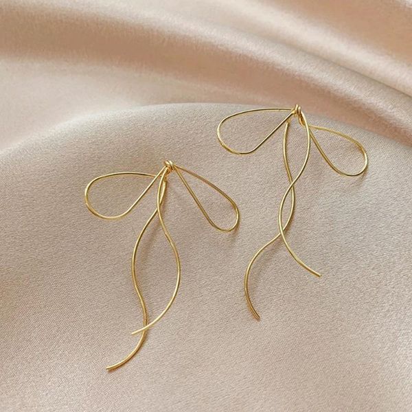 dangle & chandelier 2021 korean sense line bow earrings for women girls metal light luxury simple butterfly drop fashion aesthetic jewelry, Silver
dangle & chandelier 2021 korean sense line bow earrings for women girls metal light luxury simple butterfly drop fashion aesthetic jewelry, Silver