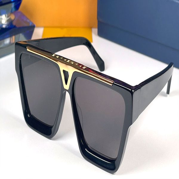 fashion classic designer evidence sunglasses 1502 men's square glasses retro avant-garde style uv protection belt box, White;black
fashion classic designer evidence sunglasses 1502 men's square glasses retro avant-garde style uv protection belt box, White;black