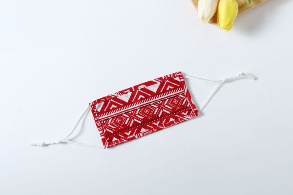 mask fashion washable dust-proof cotton children's adjustable hanging ear cloth
mask fashion washable dust-proof cotton children's adjustable hanging ear cloth