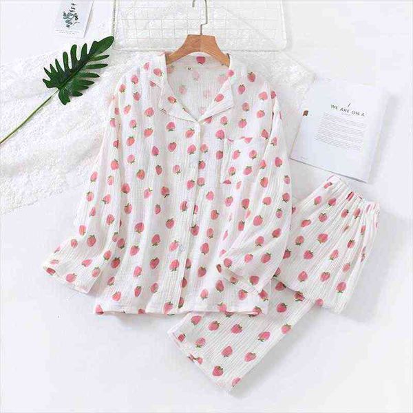 japanese spring and autumn style womens sleepwears gauze pajamas suit cute long sleeved trousers pure home service women, Black;red
japanese spring and autumn style womens sleepwears gauze pajamas suit cute long sleeved trousers pure home service women, Black;red