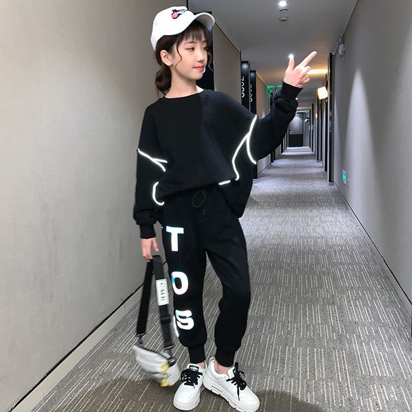 fashion children clothing girls sports sets night reflective ribbon sweatshirts +pants letter sweatpant kids teen girl suits, White
fashion children clothing girls sports sets night reflective ribbon sweatshirts +pants letter sweatpant kids teen girl suits, White