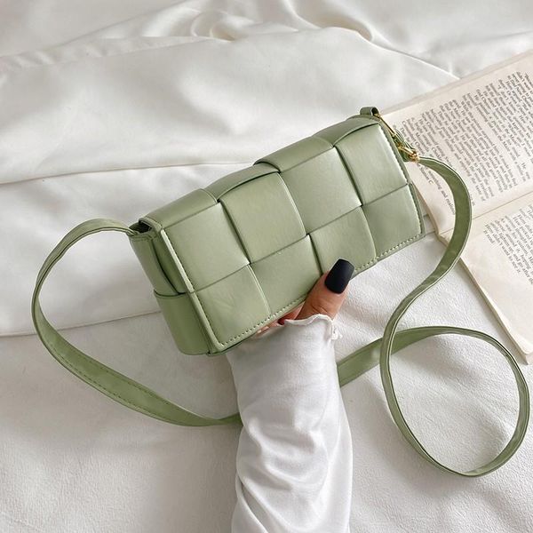 evening bags 2021 weave leather flap bag women fashion small box shoulder chest ladies purses and handbags luxury designer
evening bags 2021 weave leather flap bag women fashion small box shoulder chest ladies purses and handbags luxury designer