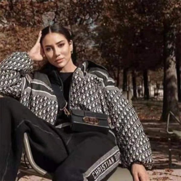 men's down jacket designer cotton jacket jacket classic luxury men's snowy winter suit 2021 men's and women's same vest, Black
men's down jacket designer cotton jacket jacket classic luxury men's snowy winter suit 2021 men's and women's same vest, Black