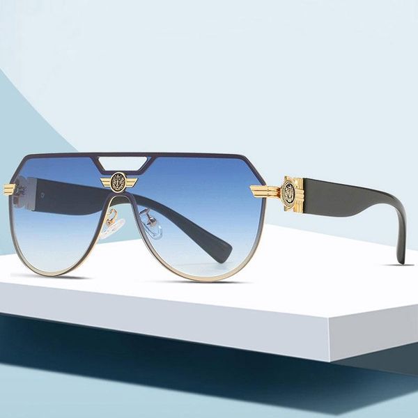 sunglasses fashion pilot men cool gradient vintage brand design man shades, White;black
sunglasses fashion pilot men cool gradient vintage brand design man shades, White;black