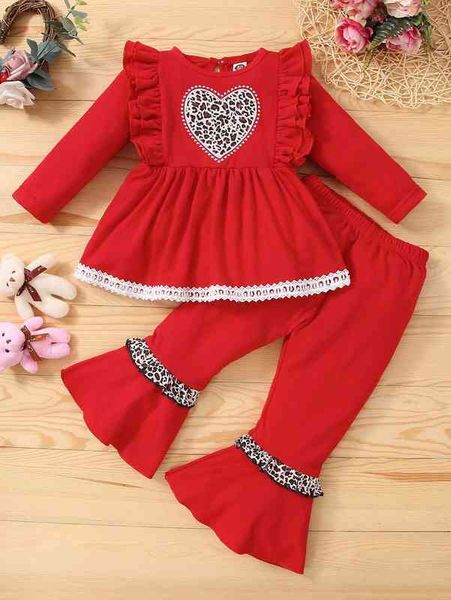 baby heart print ruffle trim peplum tee & pants she, White