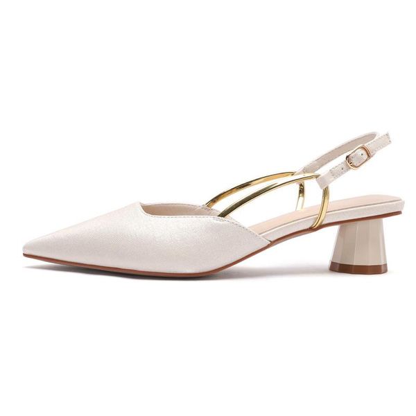 slippers baotou single shoes women spring/summer 2021 mid-heel sandals pointed heels woman high sexy, Black
slippers baotou single shoes women spring/summer 2021 mid-heel sandals pointed heels woman high sexy, Black