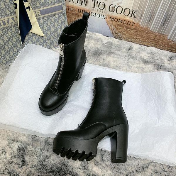 8257-2 boots women's summer thin net red british style black breathable versatile 2021
8257-2 boots women's summer thin net red british style black breathable versatile 2021