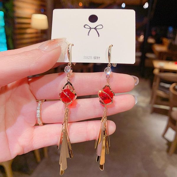 red opal long metal piece tassel earrings fashion face thin hypoallergenic eardrop jewelry for woman trend dangle & chandelier, Silver
red opal long metal piece tassel earrings fashion face thin hypoallergenic eardrop jewelry for woman trend dangle & chandelier, Silver