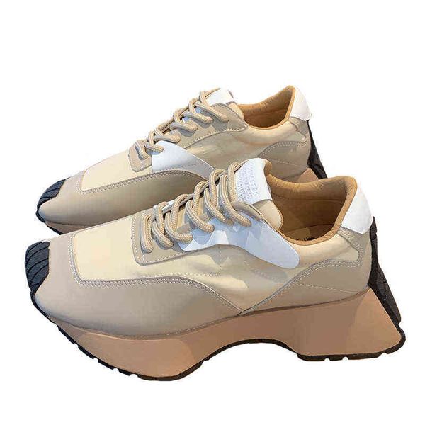 net red fashion small waist forrest gump shoes women's 2021 autumn ins super thick soled dad trend, Black;white
net red fashion small waist forrest gump shoes women's 2021 autumn ins super thick soled dad trend, Black;white